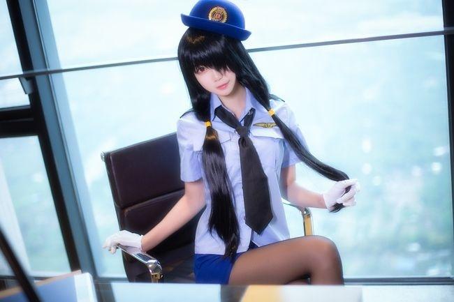 时崎狂三警服cos 小姐姐上演长腿丝袜极致诱惑