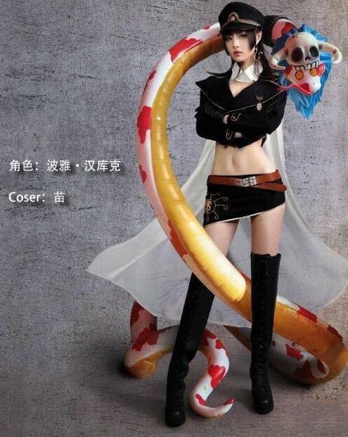 《海贼王》警服女帝COS美图,你打几分？